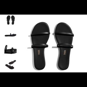 TKEES Gemma sandal, size 9 in black.